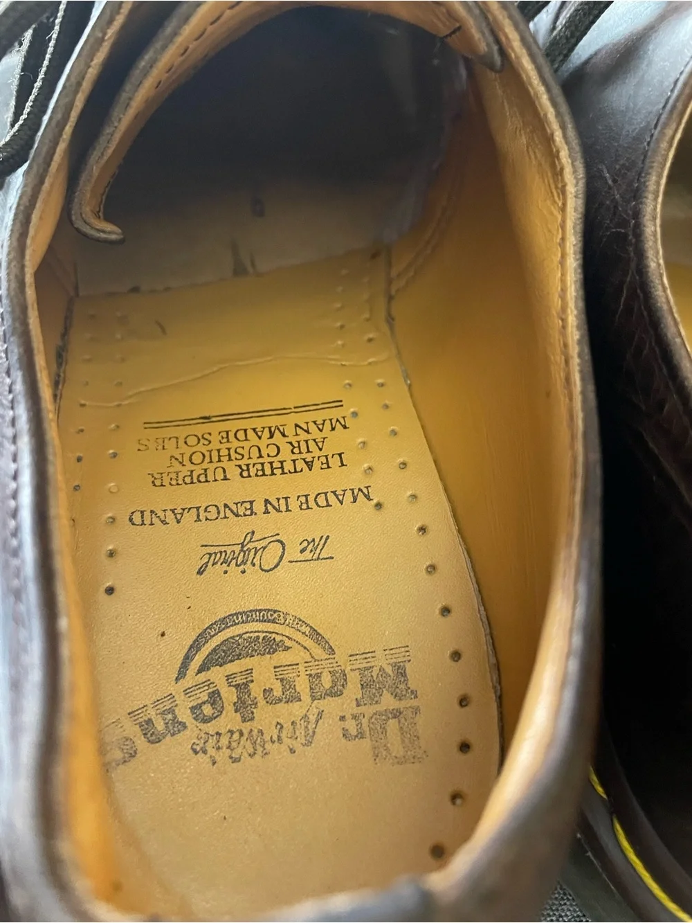 Vintage Dr. Martens made in England Men's Brown Leather Lace-Up Shoes size 7